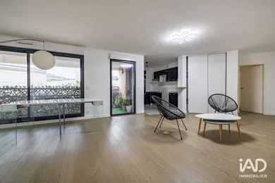 Apartment in CHÂTILLON (92320)
