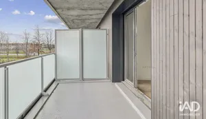 Apartment at BORDEAUX (33300)