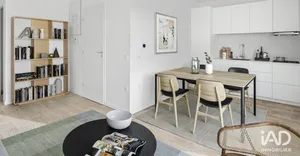 Appartement à BORDEAUX (33300)