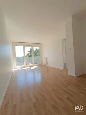 Appartement à FLEURY-MÉROGIS (91700)