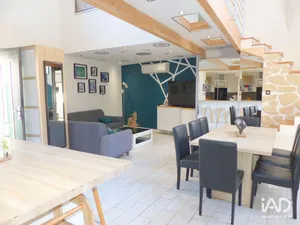 Maison de village à VALERGUES (34130)