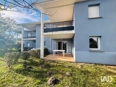 Apartment in LE VERDON-SUR-MER (33123)