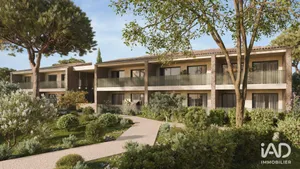 Apartment in UZÈS (30700)