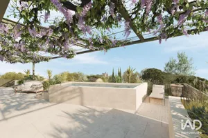 Apartment in UZÈS (30700)