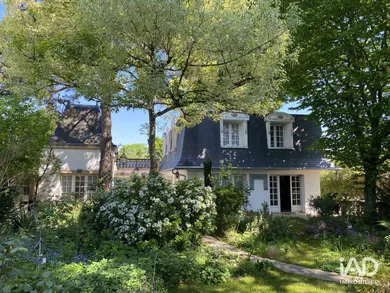 House in SAINTE-GENEVIÈVE-DES-BOIS (91700)