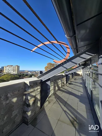 Commercial at MARSEILLE (13014)