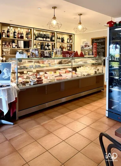 Business asset in FRÉJUS (83600)