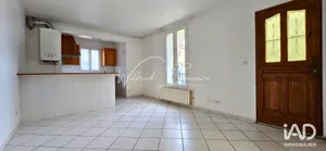Apartment in NANTERRE (92000)