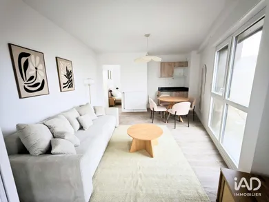 Apartment in RENNES (35700)