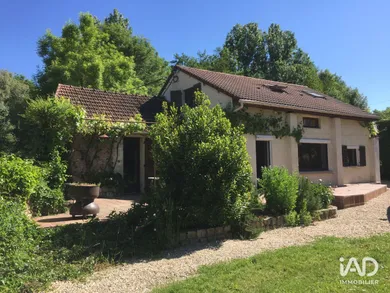 House in SAINT-CYR-SUR-MORIN (77750)