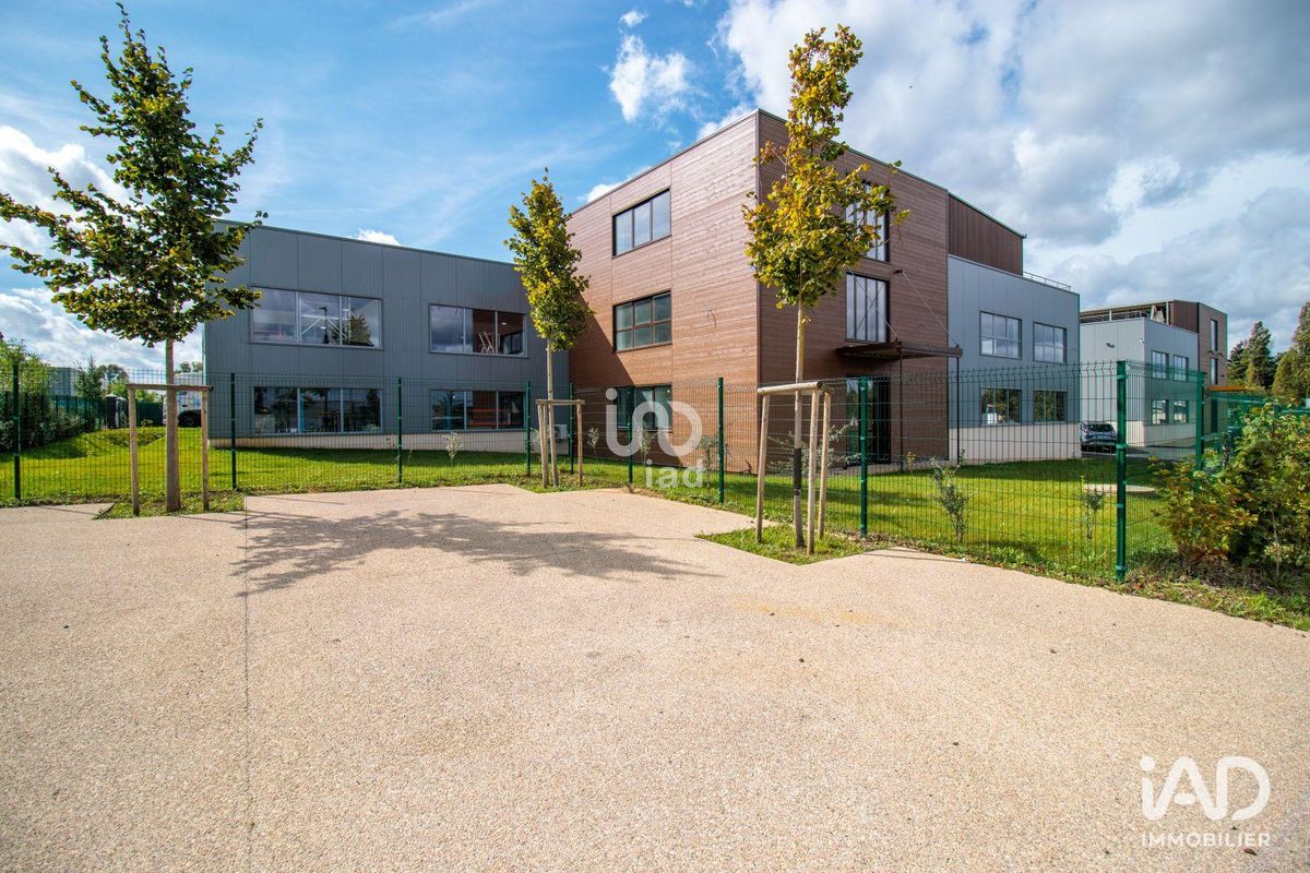 Bureaux de 90 m² à BELLOY-EN-FRANCE (95270)