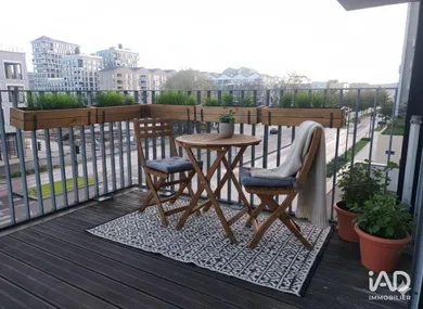 Appartement à BORDEAUX (33000)