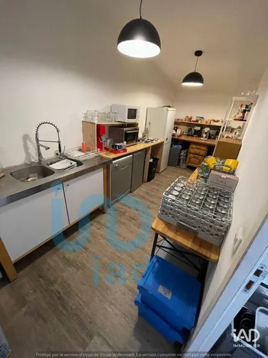 Murs commerciaux à FONTENAY-TRÉSIGNY (77610)