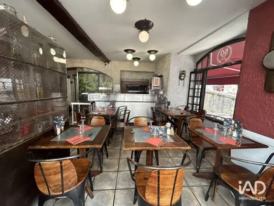 Restaurant in PAU (64000)