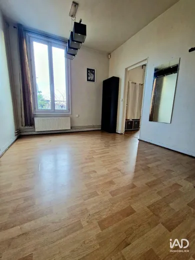 Appartement à LE BLANC-MESNIL (93150)