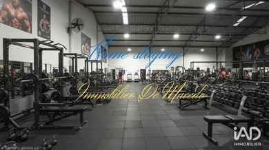 Commercial walls in AMILLY (45200)