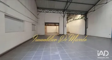 Commercial walls in AMILLY (45200)