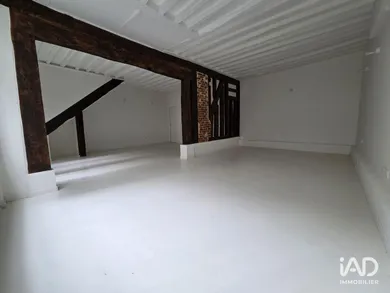 Commercial walls in PARIS (75011)