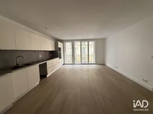 Appartement à PARIS (75015)