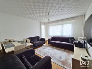 Appartement à RIS-ORANGIS (91130)