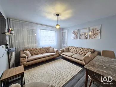 Apartment in RIS-ORANGIS (91130)