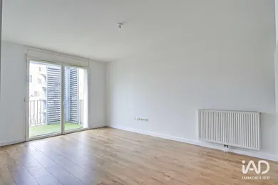 Apartment in FLOIRAC (33270)