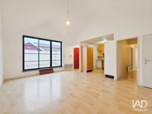 Apartment in LA ROCHELLE (17000)