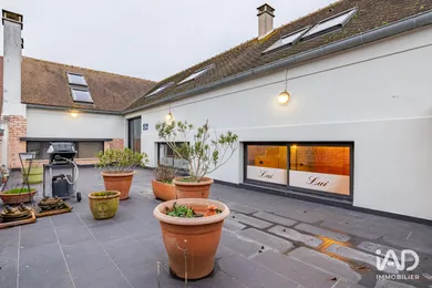 Commercial walls in LONGJUMEAU (91160)