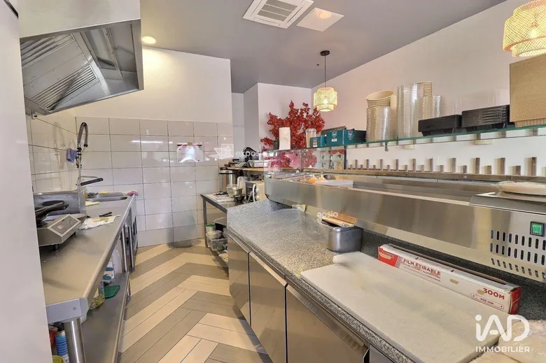 Local commercial 60 m² · à Gardanne · 60 m² · 65 000 €