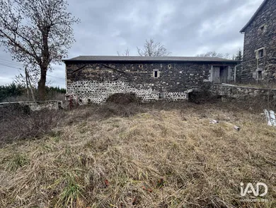 Grange à YSSINGEAUX (43200)