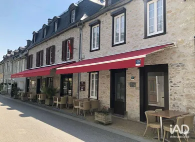 Commercial walls in SAINT-LARY (09800)