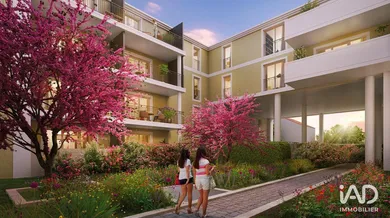 Apartment in LA LONDE-LES-MAURES (83250)