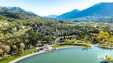 Restaurant à EMBRUN (05200)