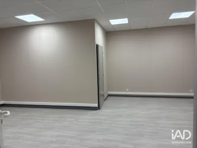 Boutique/Local commercial à COMPIÈGNE (60200)