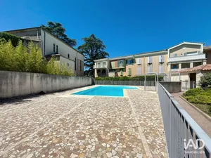 Appartement à SAINT-MAXIMIN-LA-SAINTE-BAUME (83470)