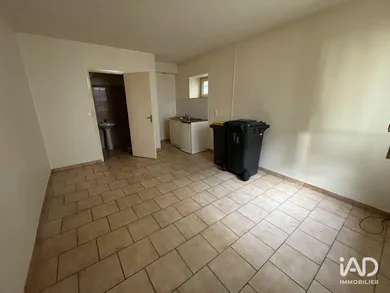 Appartement à CHARLY-SUR-MARNE (02310)