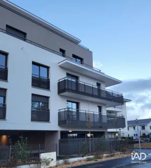Apartment in SAINT-BARTHÉLEMY-D'ANJOU (49124)