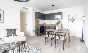 Appartement à LA ROCHELLE (17000)