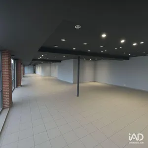 Commercial walls in CHARTRES (28000)