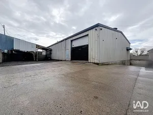 Commercial walls in CONCHES-SUR-GONDOIRE (77600)