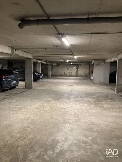Parking in GARCHES (92380)