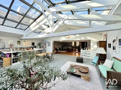 Bureaux à BORDEAUX (33300)