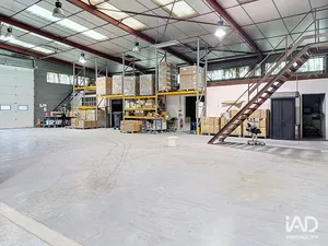 Local d’activité à SAINT-CANNAT (13760)