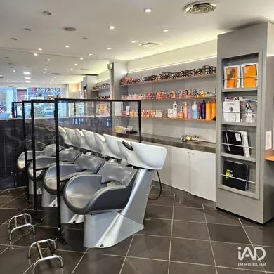 Boutique/Local commercial à CHANTILLY (60500)