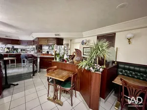 Hotel restaurant in MILLY-LA-FORÊT (91490)