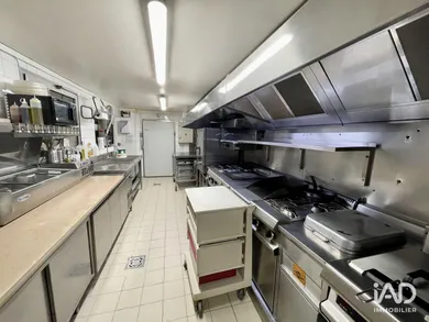 Commercial walls in MILLY-LA-FORÊT (91490)