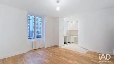 Apartment in PARIS (75020)