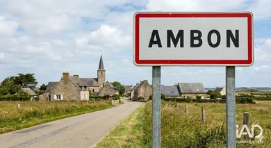 Murs commerciaux à AMBON (56190)