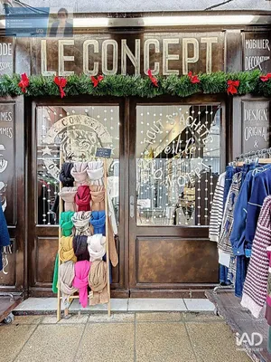 Boutique/Local commercial à VAISON-LA-ROMAINE (84110)