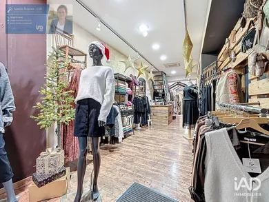 Boutique/Local commercial à VAISON-LA-ROMAINE (84110)